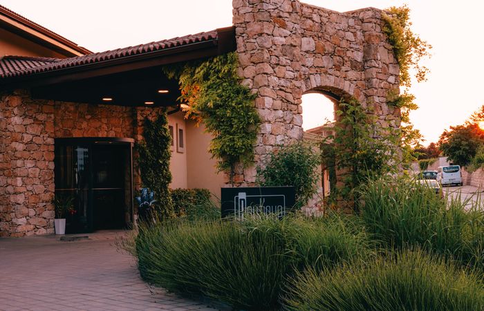 SMALL LUXURY HOTELS OF THE WORLD™ ВКЛЮЧИ ЗА ПЪРВИ ПЪТ НАШ ХОТЕЛ В СВОЯТА БУТИКОВА КОЛЕКЦИЯ